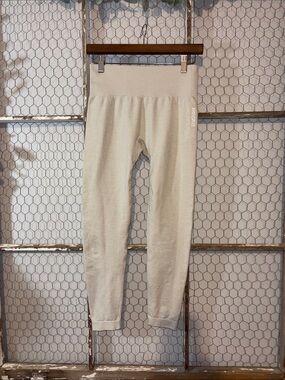 Gymshark Cream Leggings Medium